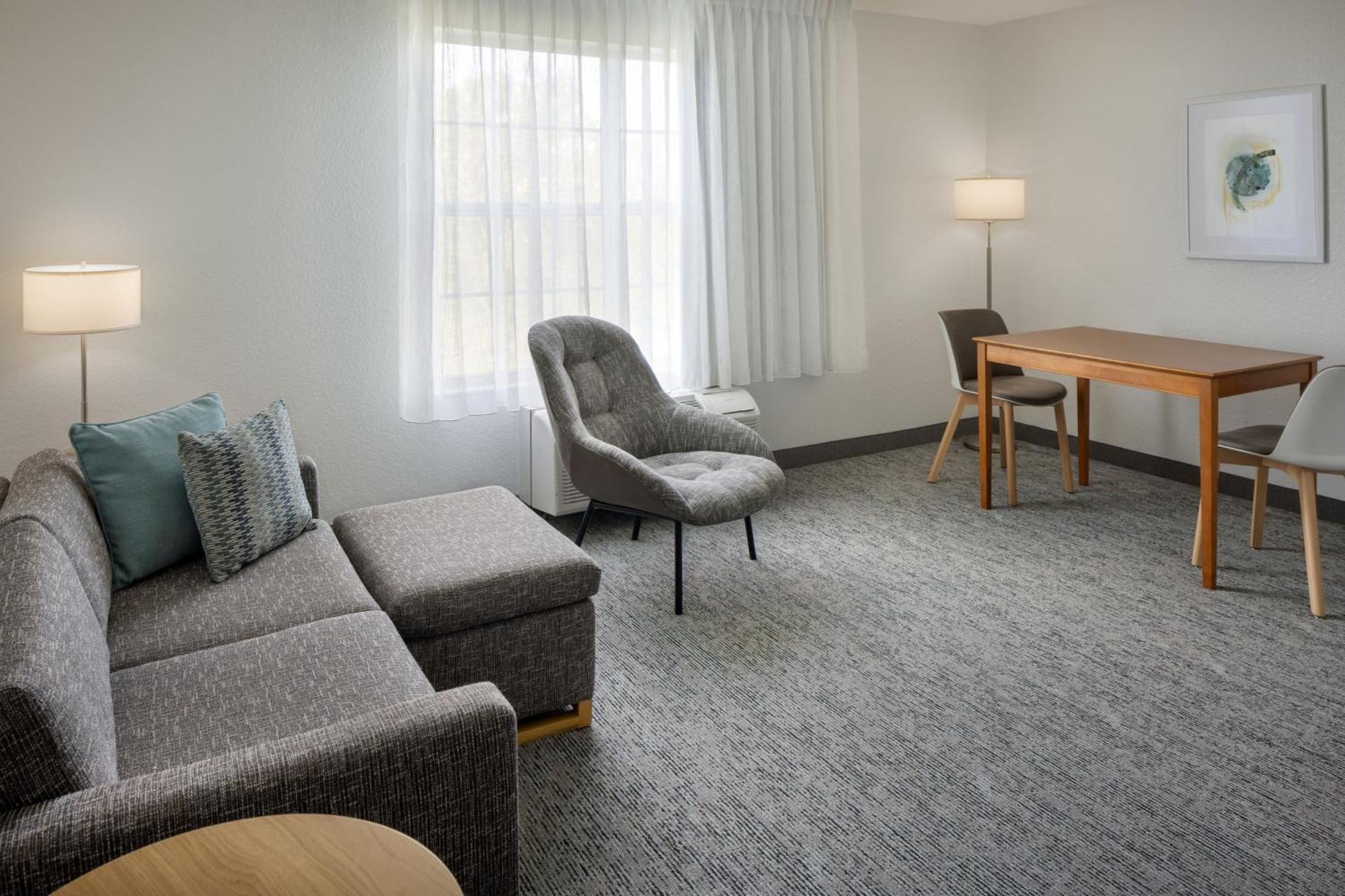 Towneplace Suites By Marriott Orlando East/Ucf Area Alafaya Exterior photo